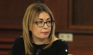 Адв. Свилена Димитрова, ББА пред ФАКТИ: Преразходът на болниците варира между 50 и 100%