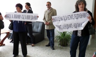 Искат 300 000 лв. кръвнина за банкерка, убита от билкар