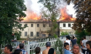Голям пожар вилня в детски лагер на Кранево