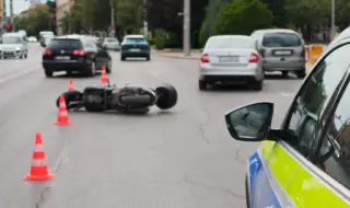 Мъж загина при катастрофа с мотоциклет, друг е в болницата във Велико Търново