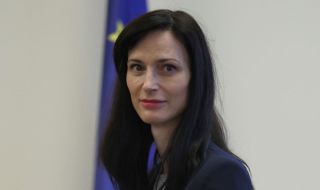 Мария Габриел обсъди влизането ни в Шенген в Блед 