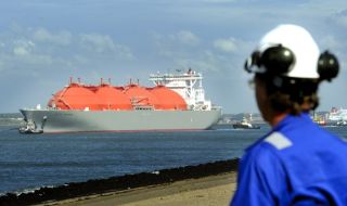 Гигантска сделка! Катар подписва 27-годишно споразумение за доставки на газ с "ТоталЕнержи"
