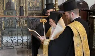 Лично Вселенският патриарх Вартоломей ще води опелото на патриарх Неофит