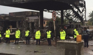 Експлозия на бензиностанция уби над 90 души в Гана