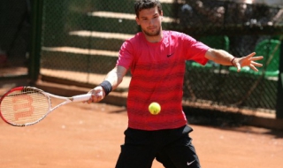 Гришо стартира с убедителна победа във Франция