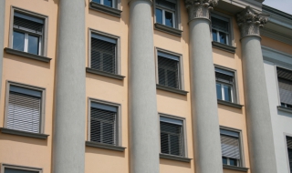 Много офиси, но с лошо качество