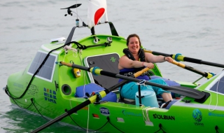 Американка става първата жена, която пресича Тихия океан с гребане