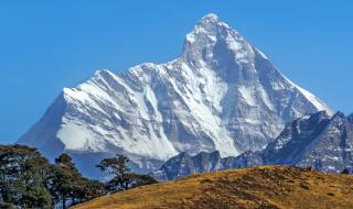 В Хималаи изчезнаха 8 алпинисти