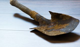 Лондон: Русия хвърля войници да се бият в Донбас само с пехотни лопати