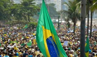 Хиляди протестираха в Бразилия
