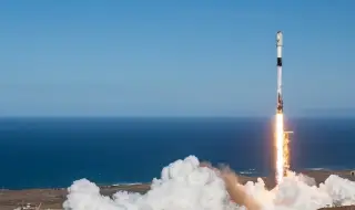 SpaceX изстреля ракета с 2 германски разузнавателни спътника