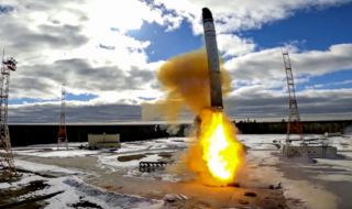 Япония гради ПВО срещу хиперзвукови ракети