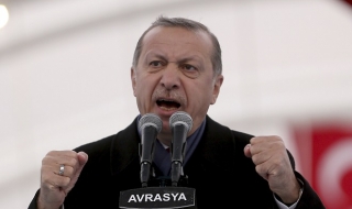 Арестуваха кафеджия, защото заявил, че няма да сервира чай на Ердоган