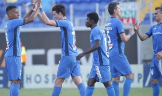 Левски търси защитник във Франция