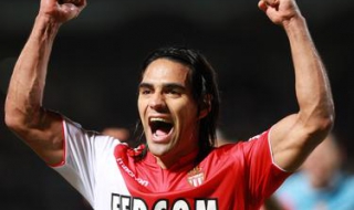 Фалкао отне "Емиратс Къп" от Арсенал