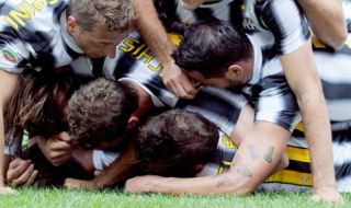 Юве започна защитата на титлата си с победа