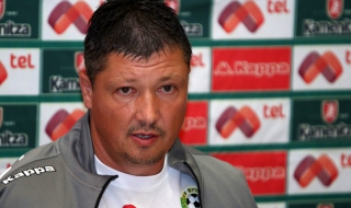 Любо Пенев: Загубата няма да повлияе за мача с Италия