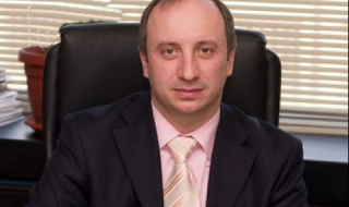 Обединяват няколко малки кредита в един голям