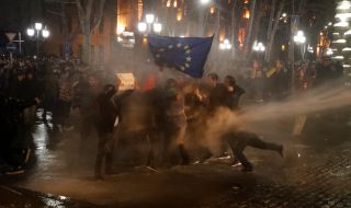 Грузия: Защо се стигна до сблъсъци на протест в Тбилиси?