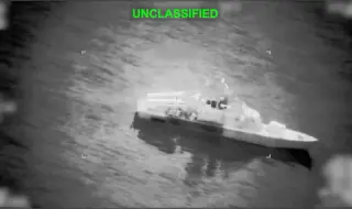 The New York Times: Иран минира Ормузкия проток