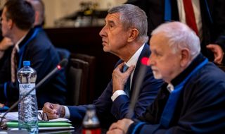 Бивш чешки премиер бе оправдан по обвинение за измама с евросредства