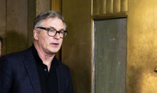 Алек Болдуин се върна на работа