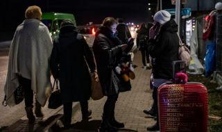Продължава бежанският поток от Украйна към Полша