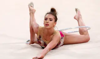 Катрин Тасева показа бременното си коремче