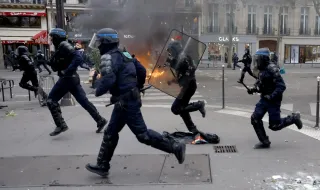 Социалните протести във Франция отложиха футболен мач