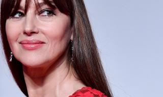 Моника Белучи с екстремно къса коса в Милано (СНИМКИ)