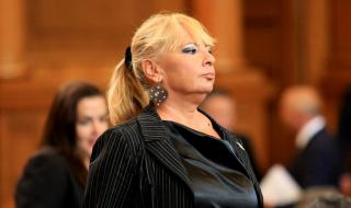 Първо във ФАКТИ: Социалистката Нона Йотова се подигра с американската посланичка Херо Мустафа