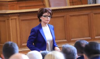 Десислава Атанасова: Ние сме за военна и техническа помощ за Украйна