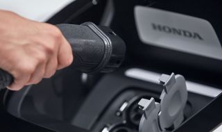 Новата електрическа Honda ще използва платформа на GM