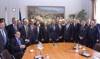 Безразличието към тоталитарните режими може да доведе до повторение на историята