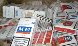 Нелегални цигари и наливна ракия в селски магазини