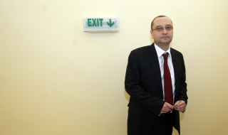 Шефът на спецсъда се извини; нямало натиск над журналисти