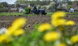 Заради войната в Украйна: Фермери искат нов срок за компенсации 