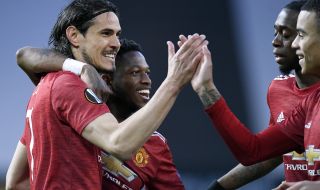 Солскяер е сигурен, че може да убеди Кавани да остане в Манчестър Юнайтед