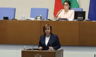 Нинова: Вместо ротация се разглобявайте, за да гарантираме, че има бъдеще и за България, и за българския народ  