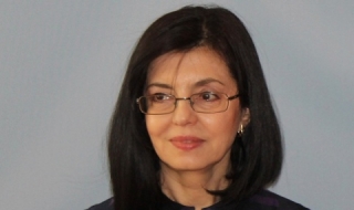 Кунева намекна: Зеленогорски има качества за президент