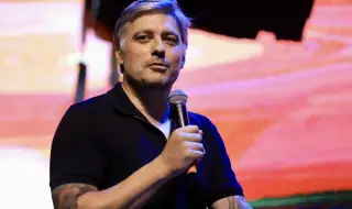 Владимир Карамазов навършва 47 г. днес - вижте любопитни факти за актьора