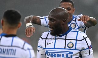 Манчестър Сити ще сменя Агуеро с Лукаку