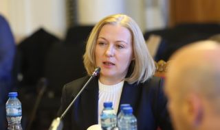 Надежда Йорданова: ВСС да спре срамния цирк!