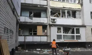 Русия атакува редица градове в Западна Украйна, Полша вдигна изтребители