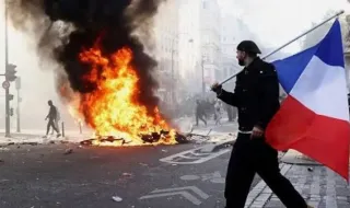Франция въвежда частичен полицейски час след безредиците