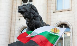 "Ние идваме": Кой унижи България с покана към Митрофанова?