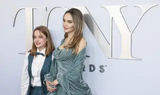 Дъщерята на Анджелина Джоли Вивиен в тон с майка си на наградите "Тони" 2024 (СНИМКИ)