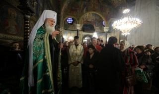 Днес е Петдесетница - рожденият ден на Христовата църква