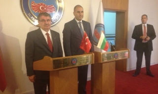 Правим с Турция общ граничен патрул