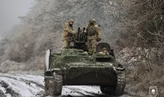Руски танкове се сблъскаха в битка (ВИДЕО)
